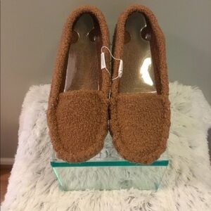 SO slippers NWT XL 11/12